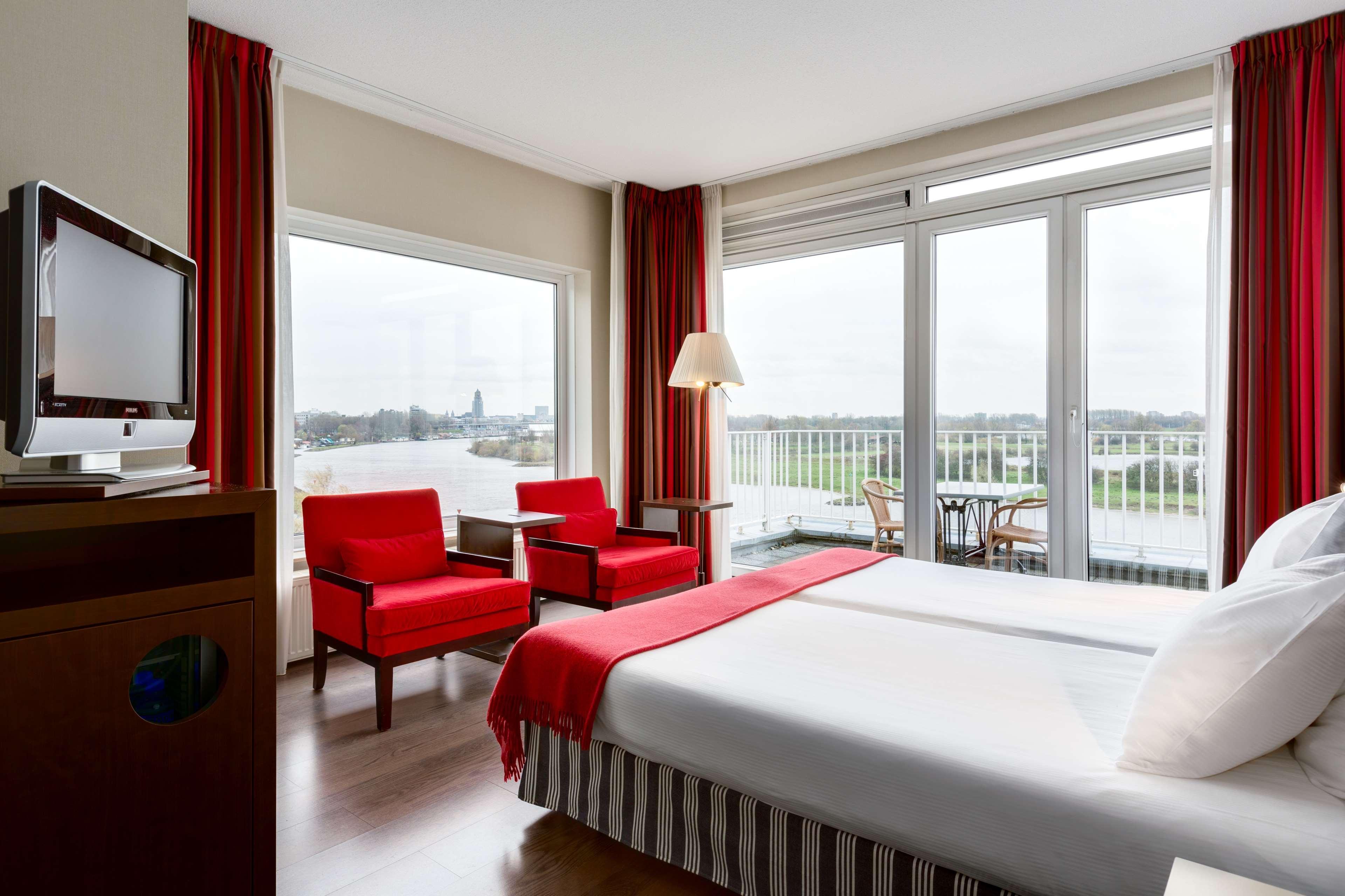Nh Arnhem Rijnhotel Exterior foto
